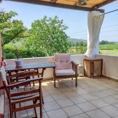 아파트 Pernakria *